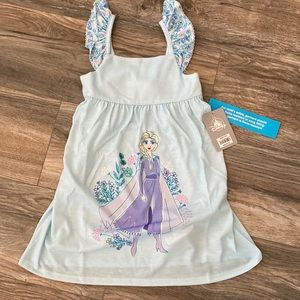 Girl’s Disney nightgown